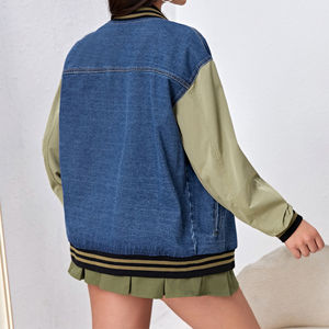 Veste d'université pour femmes Marque privée À la mode Prix compétitif Étiquette personnalisée Nouvelle arrivée Vestes d'université régulières pour femmes - Product Image 2