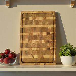 Tabla de cortar de madera para uso en la cocina, tabla de cortar de madera natural con mango y ranura para jugos, suministro disponible en todo el mundo - Product Image 2