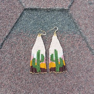 ต่างหูลูกปัดที่มีเสน่ห์แบบคลาสสิกสำหรับผู้หญิงเครื่องประดับห้อยยาวแบบแฮนด์เมดสำหรับแฟชั่นประจำวัน - Product Image 1