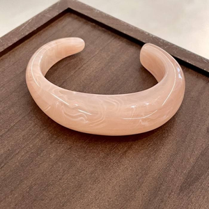 กำไลข้อมืออะคริลิคเรซินแบบเกาหลีสำหรับผู้หญิงกำไลข้อมือสีสันสวยงามเครื่องประดับขายส่งของขวัญ - Product Image 1