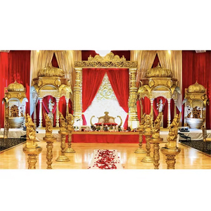 Mandap Tradicional de Boda de Sri Lanka, Mandap con Temática Dorada Gloriosa para Bodas de Estilo Templo de Sri Lanka, Mandap de Boda Estilo Chicago - Product Image 1
