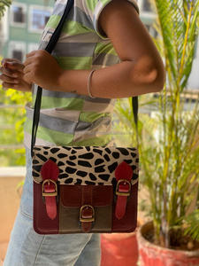 Sac à main en cuir recyclé de haute qualité sac à main pour femmes sac à bandoulière coloré élégant de vente en ligne - Product Image 4