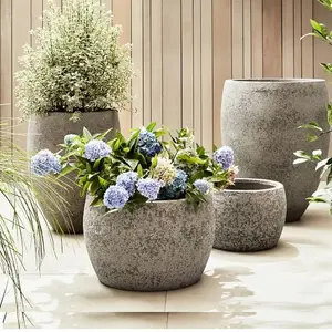 Handcrafted Stone Designer Outdoor Decorative Flower Planter For Home and Hotel Garden Decoration Usage