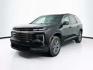 Traverse LT FWD 2024, Volante a la Izquierda, Interior Oscuro, Asientos de Tela, SUV Automático, R19, 7 Plazas, Techo Solar, Luces LED Diurnas - Product Image 2