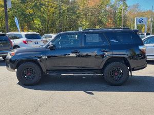 Toyota 4Runner TRD Off-Road Premium 4WD d'occasion 2022 - Product Image 3