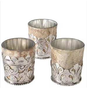 Soporte votivo navideño moderno de acero inoxidable con adornos de filigrana metálica - Product Image 1