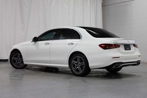 Nouveauté 2023 Mercedes-Benz Classe E E 350 4MATIC - Product Image 3