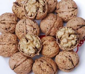 Noix de nourriture saine naturelle de qualité 100% à vendre - Product Image 3