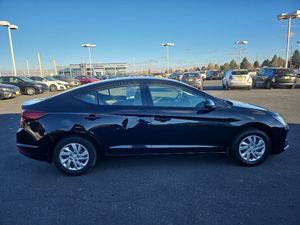 Hyun-dai Elantra SE SUV 2020, Tracción Delantera, Motor 4L, Opciones de Caja de Cambios Automática y Manual, Asientos de Cuero, Aleación de Aluminio, ACC Disponible, Luz - Product Image 2