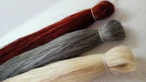 Fibra de cabello de loto teñida natural hecha a medida disponible en colores teñidos personalizados y color natural para reventa por extensiones de cabello - Product Image 4