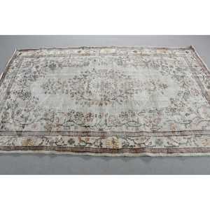 Tapis vintage, tapis turc 5,2x8,2 pieds, tapis en laine blanc et marron à pois - Product Image 2