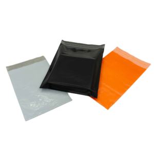 Self-Seal 100% Bolsas de correo desnudas personalizadas de almidón de maíz compostable Fabricante de Vietnam Sobres Bolsa de envío resistente a la intemperie - Product Image 3