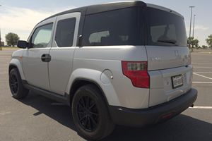 Used 2011 H-o-n-<b>d</b>-a E-l-e-ment LX No Reserve Final-Year <b>Model</b>, Texas-Owned, Mostly Unmodified Camera Euro III Emission 8L - Product Image 3