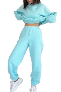 Conjunto de chándal de 2 piezas para mujer respetuoso con el medio ambiente sólido de invierno con logotipo personalizado y Sudadera con capucha - Product Image 2