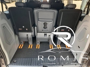 Ford Tourneo Custom Titanium X L2 Diesel Automatique Conduite à Gauche Fourgonnette Sièges en Cuir Turbo Pneus R17 Caméra Arrière Toit Métallique - Product Image 4