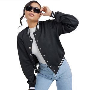 แจ็กเก็ตเบสบอลผ้าซาตินปักลายด้วยผ้ากำมะหยี่สำหรับฤดูหนาวออกแบบโดยผู้ผลิตขายส่ง - Product Image 1