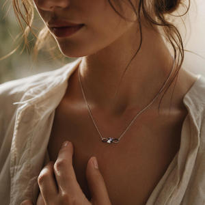 Collier infini en zircon plaqué rhodium avec pendentif cœur personnalisé avec pierre de naissance - Product Image 4