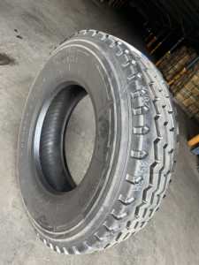 Pneus semi-remorque approuvés par points de marque supérieure 295 60R22.5, 11r22.5, 315 60R225, 295 75R22.5, 315 70R22.5, 295 80R22.5 à vendre - Product Image 3