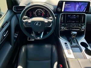 รถยนต์มือสองปี 2022 LX 600 F SPORT Handling เครื่องยนต์ 3.5L Twin Turbo V6 409 แรงม้า 479 ฟุต-ปอนด์ ปอนด์ พร้อมจัดส่ง - Product Image 2
