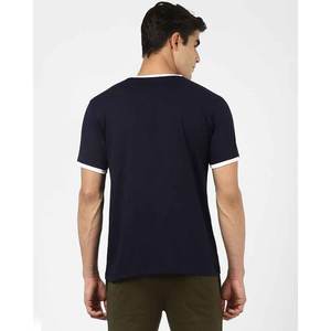 Camisetas de alta calidad 2025, camiseta de hombre a granel con impresión personalizada, camiseta lisa en blanco, camisetas con logotipo impreso hechas en Pakistán - Product Image 2