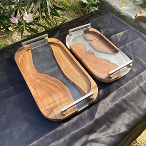 Plateau de service de luxe en bois d'acacia et résine avec poignées durables, idéal pour le café, les collations, les boissons, la cuisine, la salle à manger et le bureau - Product Image 1
