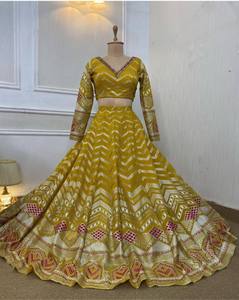 Lehenga choli สีเหลืองมะนาวแบบดั้งเดิมด้วยผ้าจอร์เจียที่เย็บด้วยโซ่สำหรับงานเทศกาลและงานแต่งงาน - Product Image 1