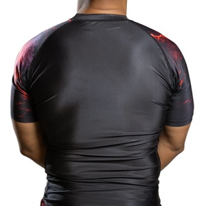 Top Trending Surge manga corta BJJ Rash Guard 82% poliéster y 18% Spandex camisetas gráficas sublimadas a los mejores precios - Product Image 2