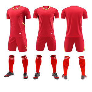 Uniformes de football unisexes de la meilleure qualité pour les jeunes et les enfants, logo de club personnalisé, sublimation imprimée, vêtements d'équipe en polyester, haut, chaussettes - Product Image 3