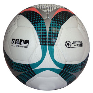 Ballon de football sur mesure de haute qualité fabriqué à la main au Pakistan avec étiquette personnalisée pour le football sportif - Product Image 3