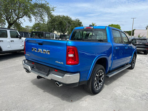 El Más Vendido, 2025 Rarm 1500 Crew Cab Laramie 4x4 3.0L Hurricane 420bhp - Product Image 2
