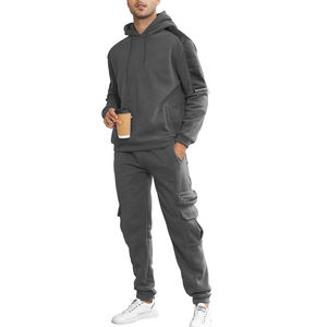 Conjunto Deportivo de Dos Piezas Personalizado, Color Gris, Felpa de Algodón, Ropa Deportiva, Chándal Cálido de Invierno para Hombre - Product Image 3
