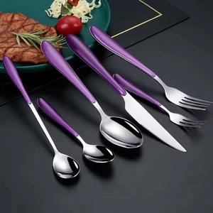 Ensemble de couverts en acier inoxydable avec manche violet durable pour les repas quotidiens à la maison, les rassemblements familiaux, les repas au restaurant et à l'hôtel - Product Image 5