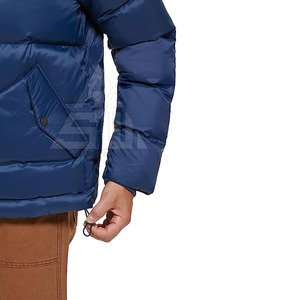 Veste matelassée décontractée de sport à col montant avec logo sur le devant, personnalisée pour l'hiver 2025, pour hommes, en stock - Product Image 5