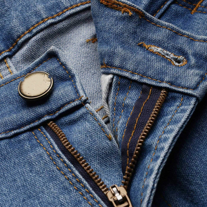 กางเกงยีนส์สำหรับผู้ชายน้ำหนักเบาใส่สบายความยาวปกติ - Product Image 4