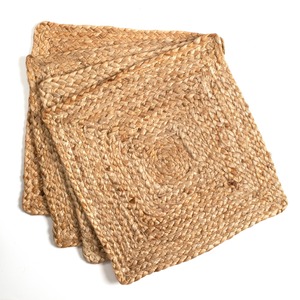 ชุดที่รองจานปอกระเจาแบบวินเทจ4ชิ้นแบบถักทำจากฟางสำหรับโต๊ะรับประทานอาหารในร่มและกลางแจ้ง - Product Image 4