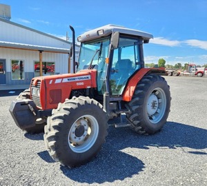 Tracteur 2007 Massey Ferguson 596-robuste, simple et prêt à fonctionner - Product Image 1