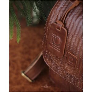 Mochila de cuero superventas, elegante mochila de piel de vaca auténtica con correas ajustables, diseño interior atemporal hecho a mano - Product Image 3