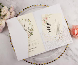 <span class=keywords><strong>Prix</strong></span> <span class=keywords><strong>d</strong></span>'usine pas cher <span class=keywords><strong>d</strong></span>écoupé au laser à trois volets Invitations de mariage de poche à trois volets Ivoire 3 plis Invitations de cartes - Product Image 6