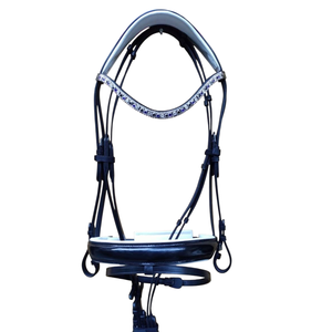 Bridon de dressage en cuir avec frontale à 3 rangs de cristaux, rembourrage blanc, muselet rembourré et rênes en cuir – Équipement équestre de luxe - Product Image 1