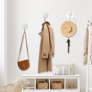 Ganchos para abrigos de madera desgastados blancos vintage ganchos de pared de granja en forma de flor para ropa llave toalla o bolsa rieles decorativos - Product Image 6