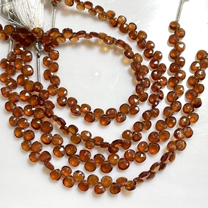 ลูกปัดพลอยโกเมนเฮสโซไนท์ขนาด4-4.5มม. ลูกปัดรูปหัวใจขนาดเล็กลูกปัดสีส้มขายส่ง - Product Image 1