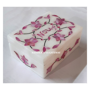 กล่องเครื่องประดับออกแบบชื่อแม่ลูกมุกฝังหินอ่อนสีชมพูสำหรับตกแต่งบ้านและแจกฟรี - Product Image 1