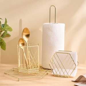 Servilletero de Metal de Tres Diseños Diferentes para Uso en Bodas y Catering, Estilo Único para Cada Temporada, Precio de Mayoreo - Product Image 1