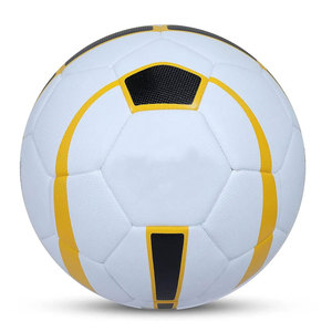 TOP GOZ TRADERS Blanco Negro Calidad sombreada Material suave Peso ligero Tamaño personalizado Venta caliente Uso deportivo Juego Pelotas - Product Image 5