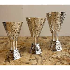 Diffuseur d'aromathérapie de parfum décoratif pour la maison support de brûleur d'encens en acier argenté de haute qualité - Product Image 2