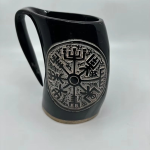 Jarra de Cerveza Nórdica, Jarra de Cuerno de Búfalo Genuino, Jarra para Beber, Decoración Pulida para Cumpleaños Personalizados por Tradebit - Product Image 2