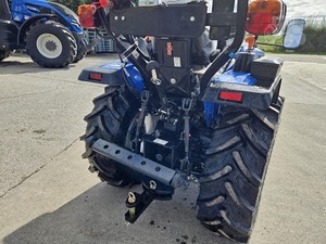 Tractor de un solo eje SOLIS S26 con tracción en las cuatro ruedas y transmisión automática con larga vida útil - Product Image 3
