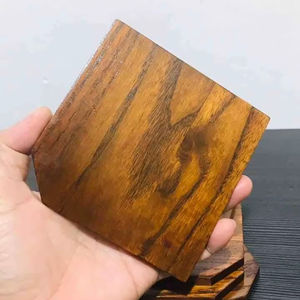 Sous-verres rustiques en bois massif conçus pour la protection quotidienne de la table dans la cuisine et les espaces de bureau à domicile - Product Image 1