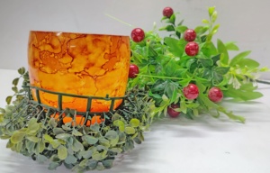 Pot fantaisie multicolore marbré, Unique, décoratif et polyvalent, à poser à la main, avec petite bougie carrée - Product Image 6