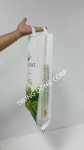 ถุงพลาสติก PP ทอพิมพ์ลายกราเวียร์สำหรับบรรจุอาหารปลาทำจากเวียดนาม - Product Image 4